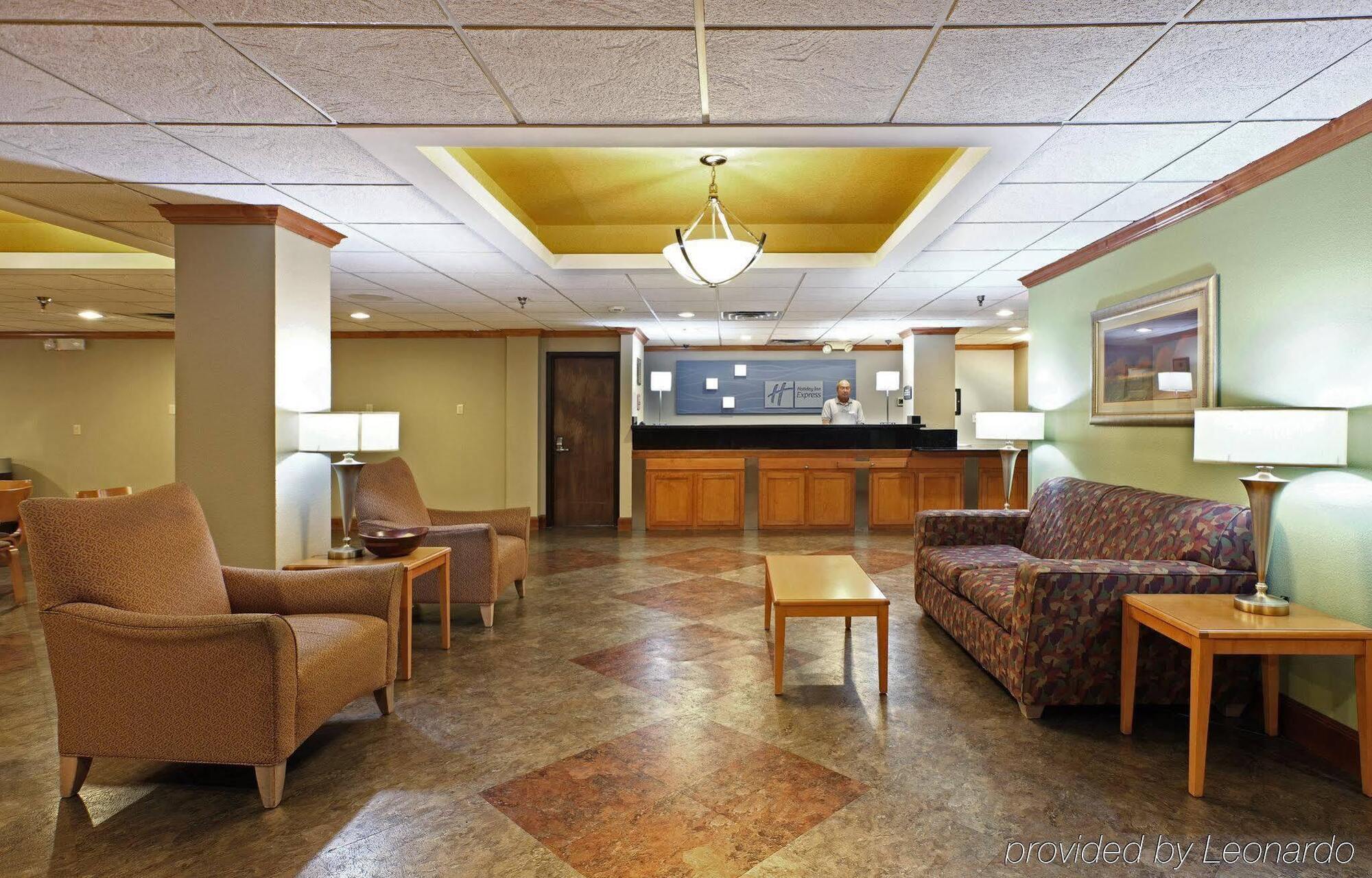 Holiday Inn Express & Suites Fayetteville University Of Arkansas Area By Ihg Exterior foto